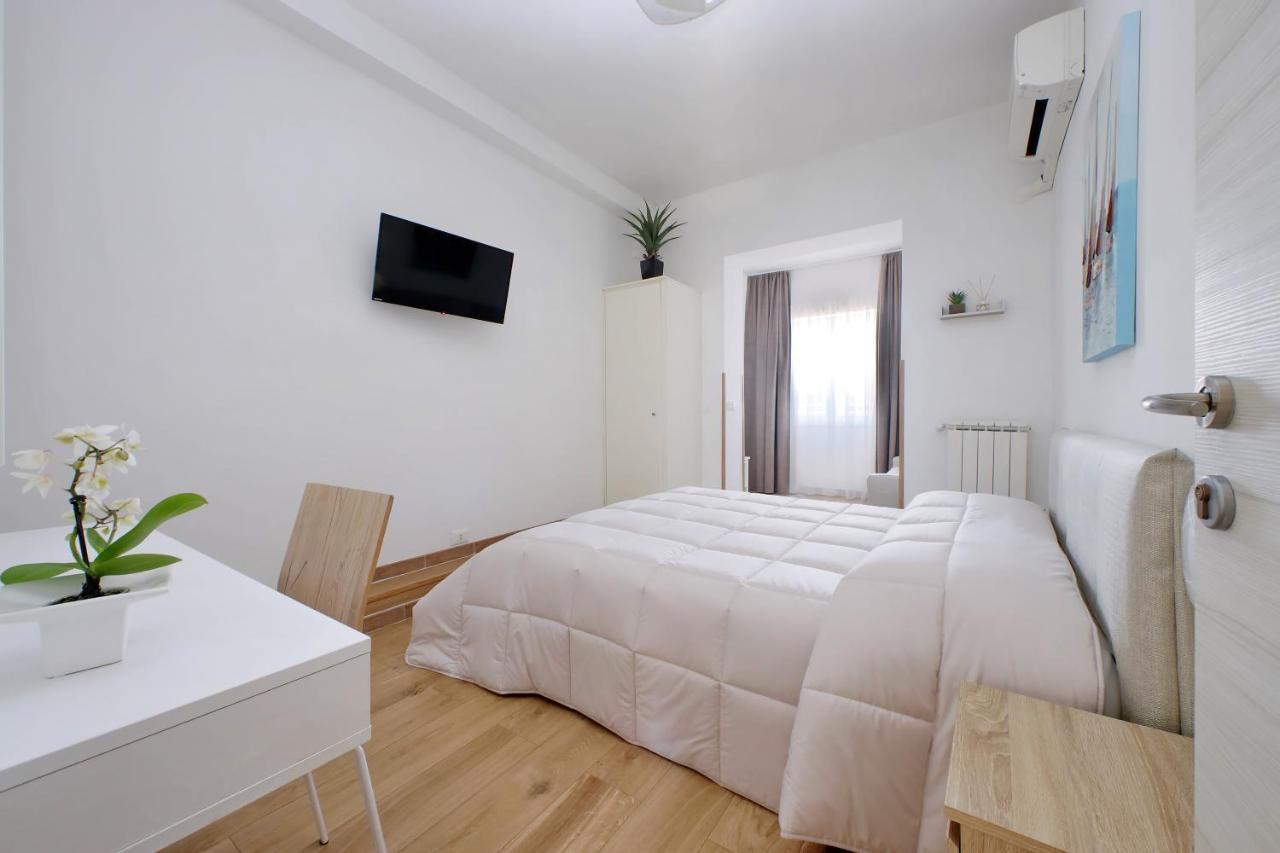 B&B Felicioni Фьюмичино Экстерьер фото
